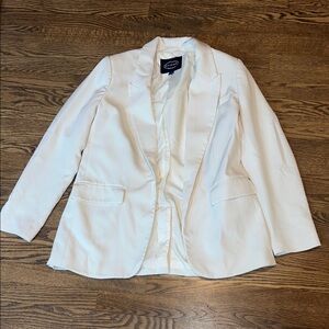 Scoop NYC White Tailored Blazer